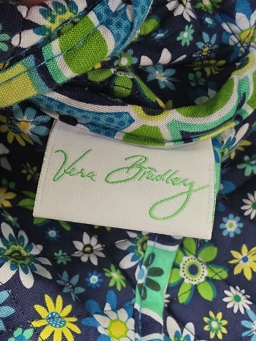 Vera Bradley Daisy Daisy Messenger Laptop Bag - Picture 6 of 6